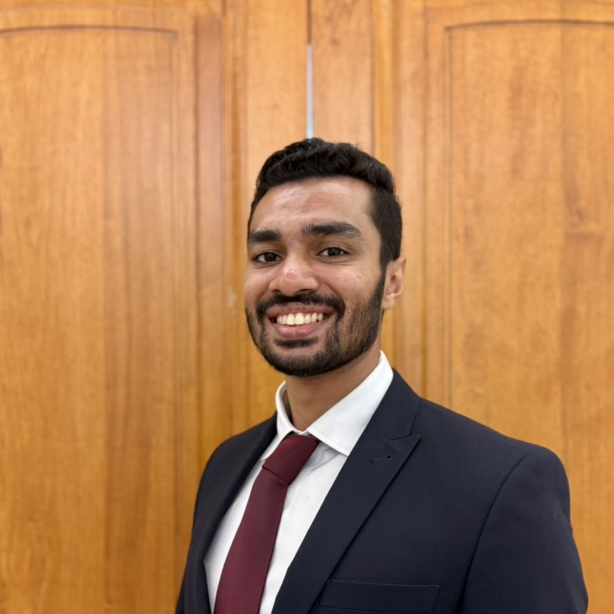 Navigation bar avatar